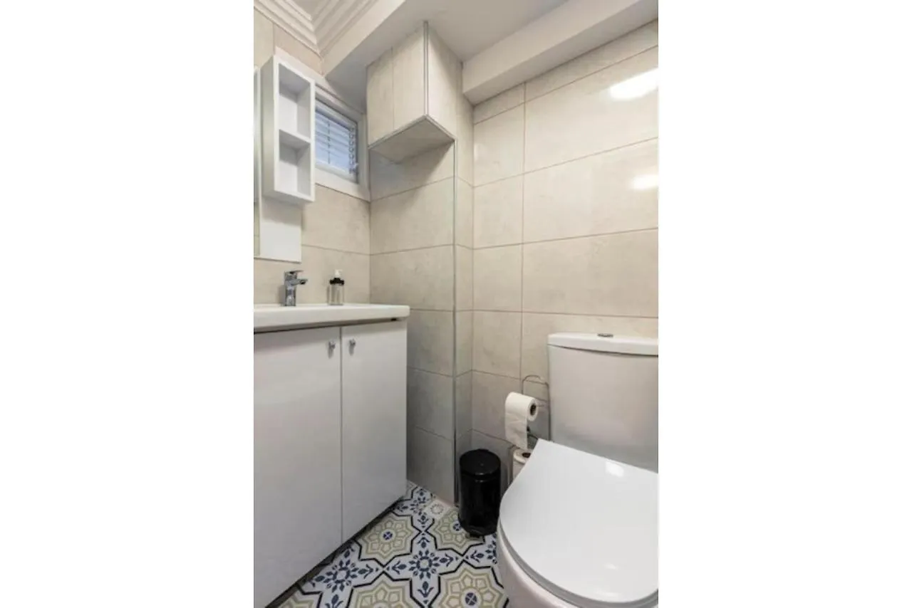 Lägenhet Historical 4-Br Home Steps From Besiktas Stadium & Bosphorus Views - Prime Nisantasi Location! Istanbul